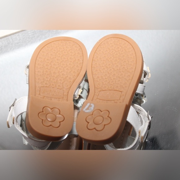 Sugar Toddler Girls Lil Syrup Flat Sandals Size 5 White flowers - Picture 7 of 9